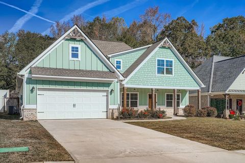 Homes For Sale - 717 Petaluma Place<br/> Locust Grove, GA 30248