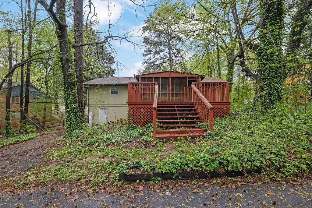 1513 Spruce Ridge Way, Stone Mountain, Georgia image 22