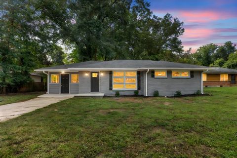Photo of 2317 Sheryl Drive, Decatur, GA 30032 (MLS # 7663102)