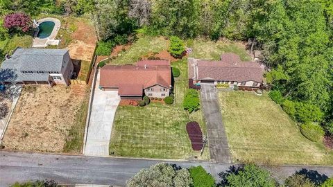 A home in Stone Mountain