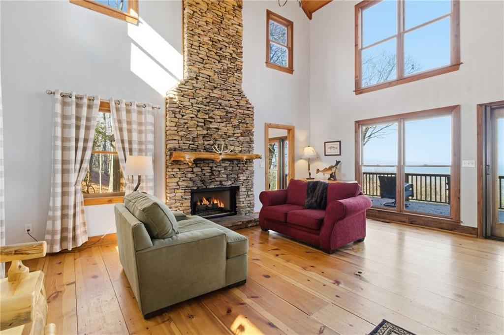 424 Sanderlin Mtn Drive