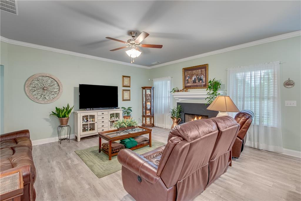 4407 Highland Gate Parkway, Gainesville, Georgia image 9