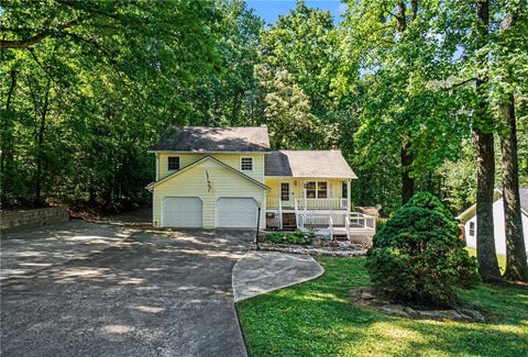 Homes For Sale - 174 W Mountain Oak Street<br/> Canton, GA 30115