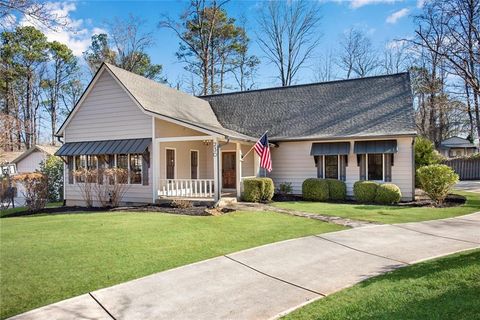 Homes For Sale - 230 Birchfield Drive<br/> Marietta, GA 30068