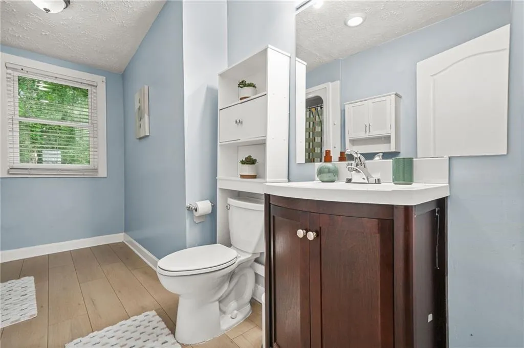 Lithonia, Georgia 30058, United States, 2 Bedrooms Bedrooms, ,1 BathroomBathrooms,Residential,Active,138099