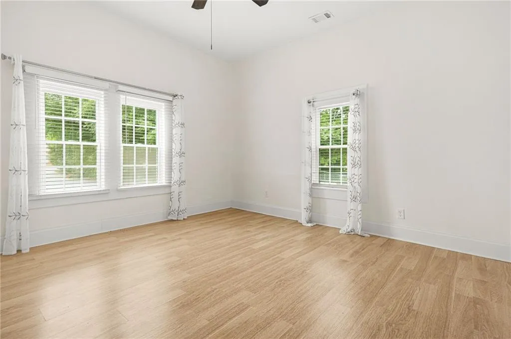 Lithonia, Georgia 30058, United States, 2 Bedrooms Bedrooms, ,1 BathroomBathrooms,Residential,Active,138099