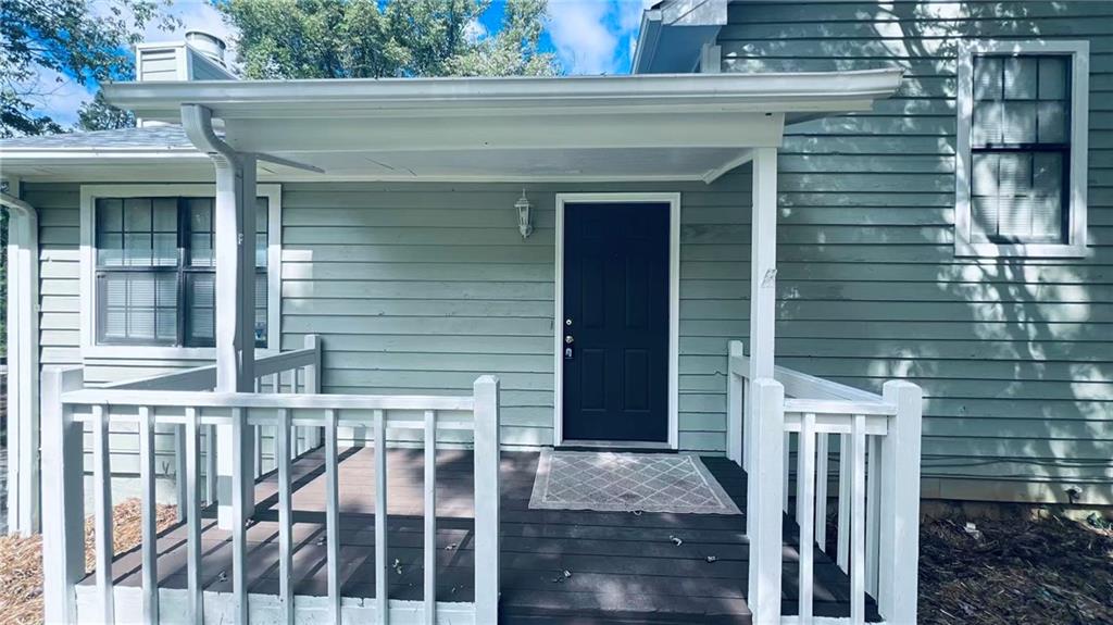 633 Candlewick Lane NW