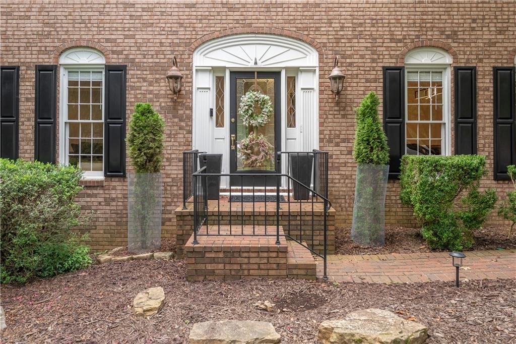 455 Bellflower Court