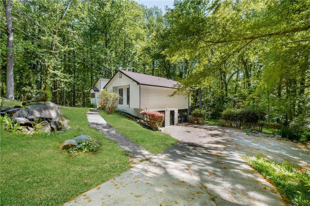 1373 Fairfield SW Drive