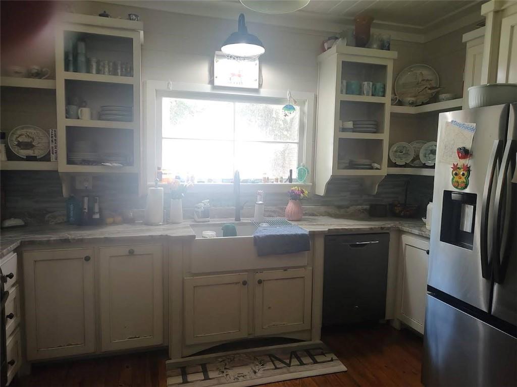 1258 Fort Morris Road
