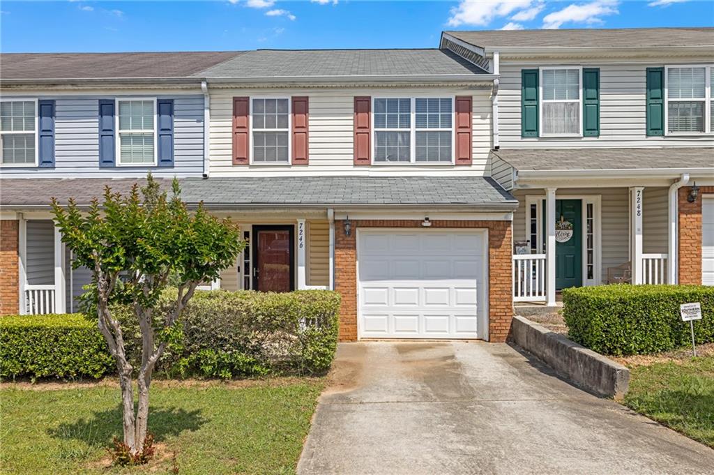 7246 Alicias Way, Morrow, Georgia image 1