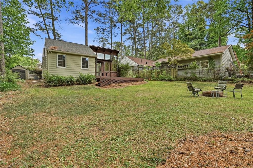 1137 Kingsley Cir NE