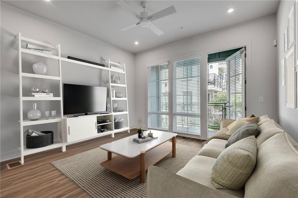 1273 Longreen Terrace NW