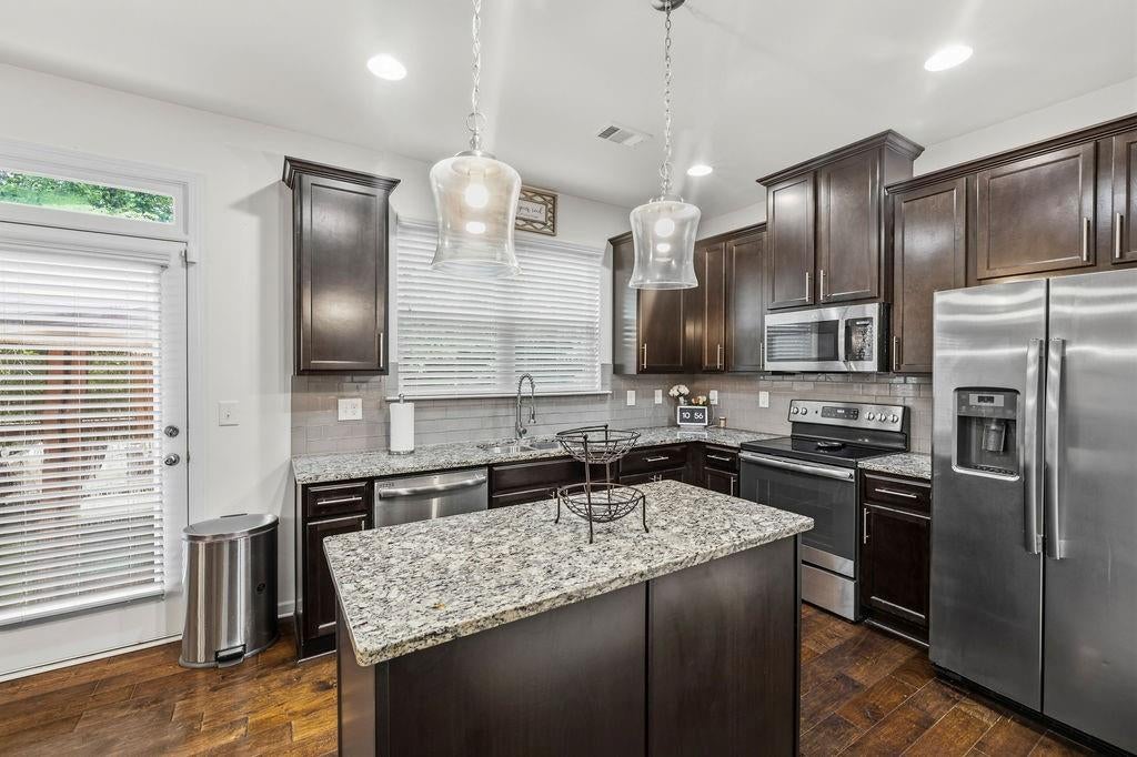 3276 Spicy Cedar Lane