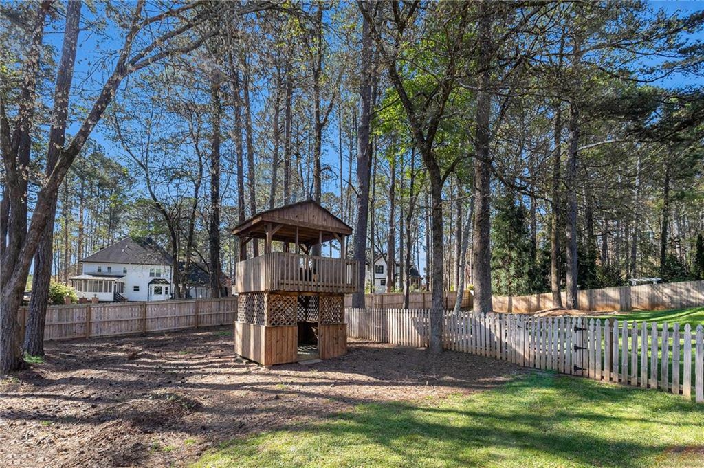5000 Bainbridge Court, Lilburn, Georgia image 37