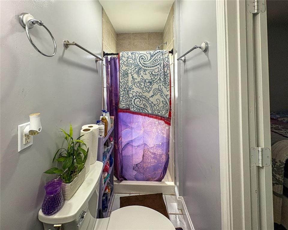 724 Camelot Way, Norcross, Georgia image 38