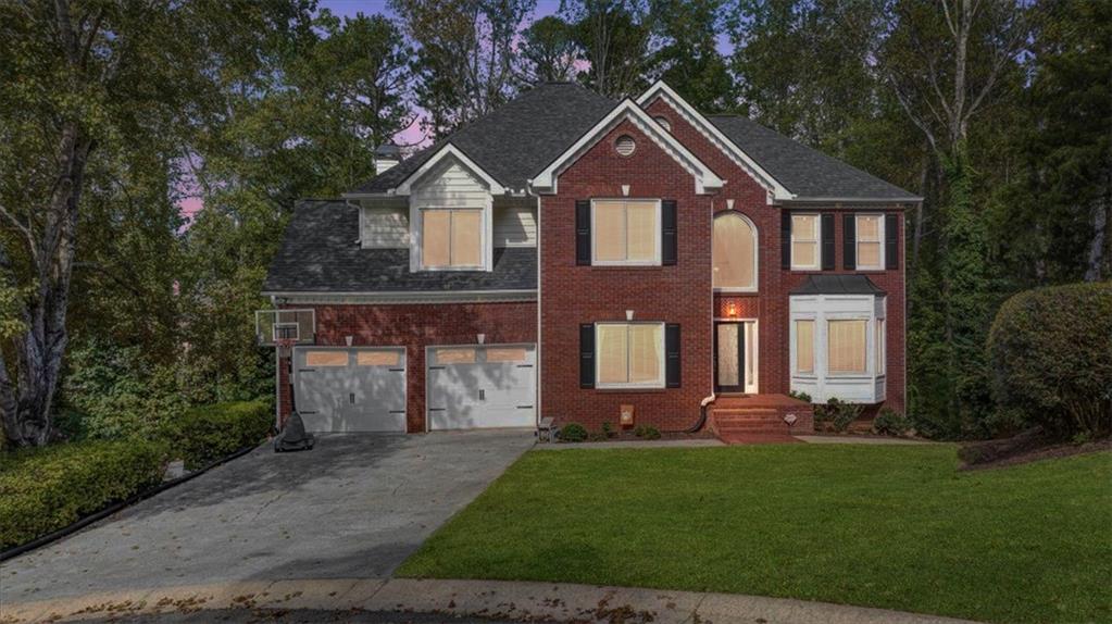 1364 Fallsbrook Way NW