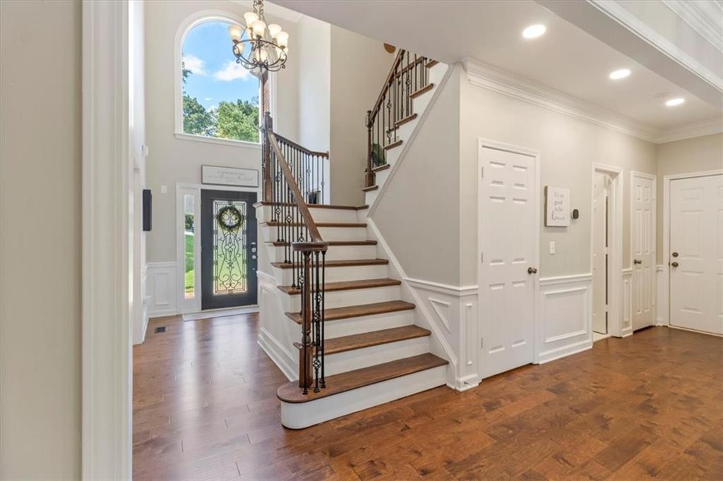 1364 Fallsbrook Way NW