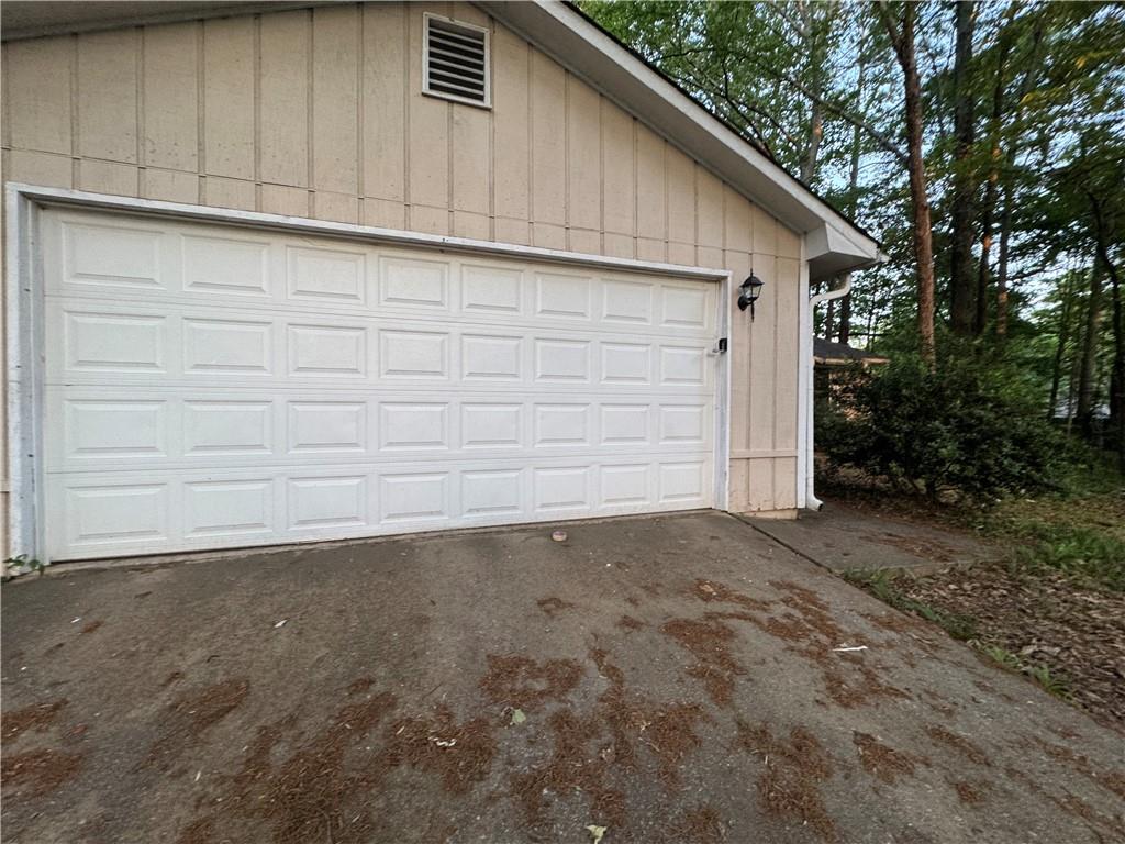 655 Raven Court, Jonesboro, Georgia image 3