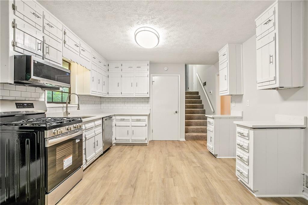 4463 Brown Deer Lane