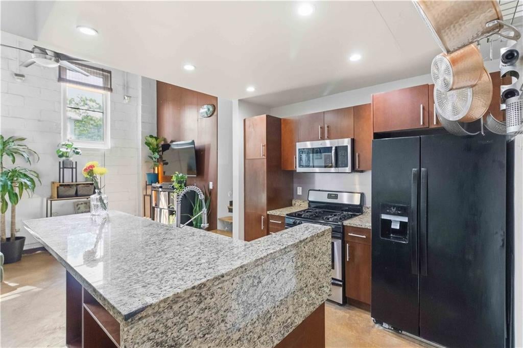 964 Dekalb Avenue NE 110