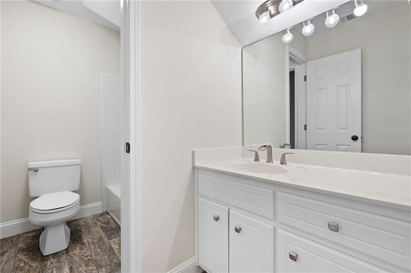 4711 Oakleigh Manor Drive, Powder Springs, Georgia image 32