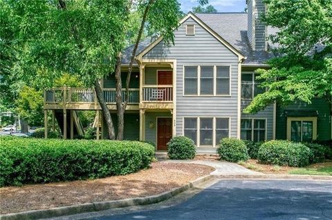 Photo of 511 Abingdon Way, Atlanta, GA 30328 (MLS # 7764801)