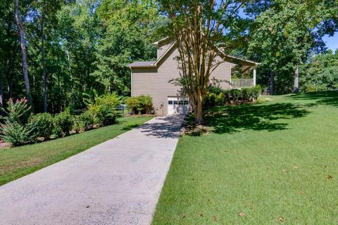 A home in Powder Springs