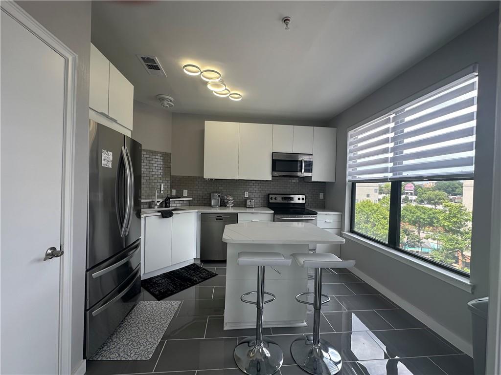 898 Oak Street SW 1306