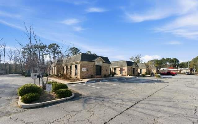 213 Arrowhead Boulevard