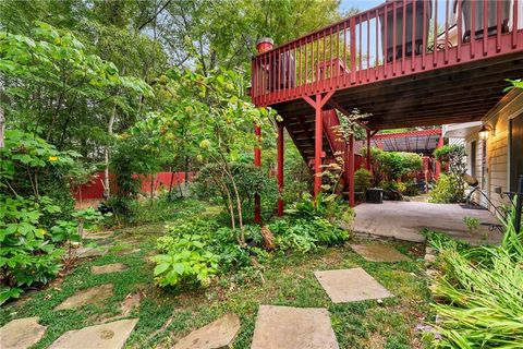 A home in Powder Springs