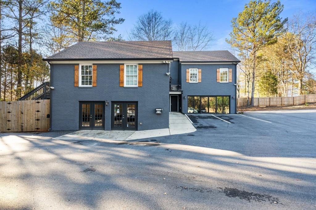 210 W Crossville Road