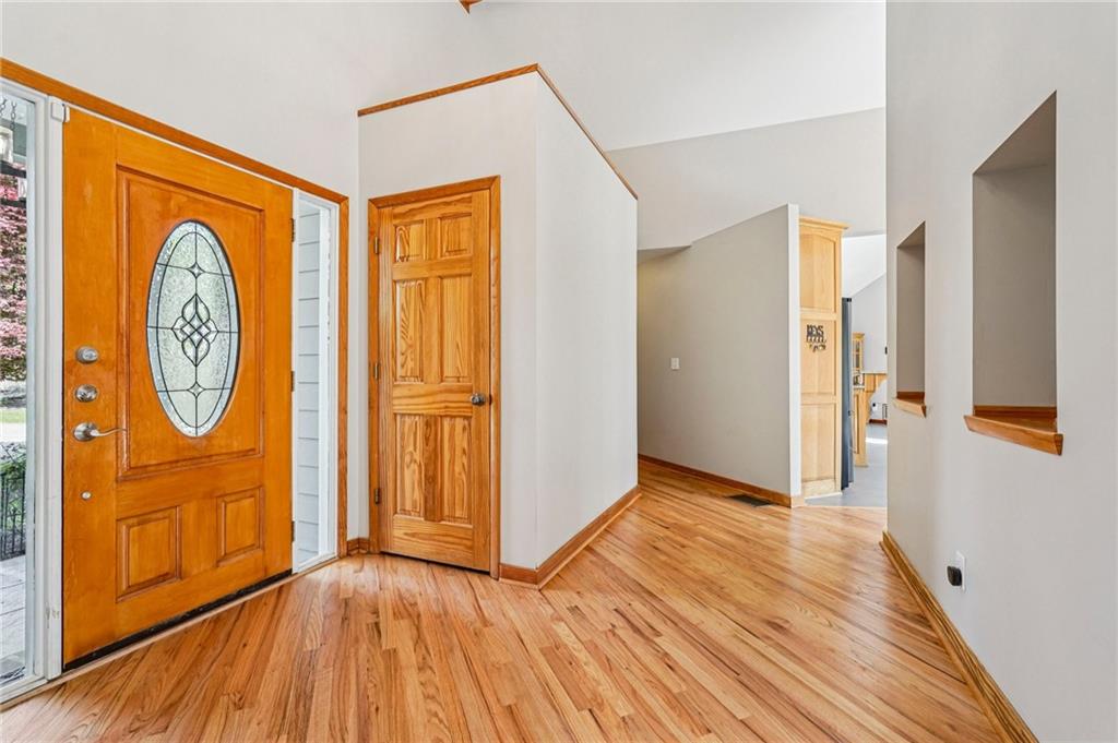 2792 Cliffview Drive SW