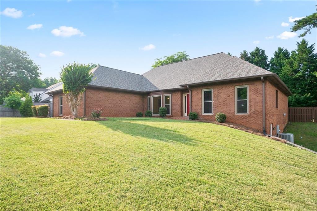 300 SADDLE CREEK Lane