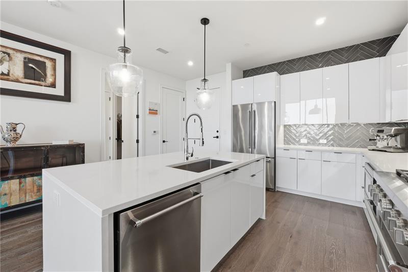 788 W Marietta Street NW 1806