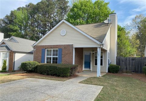 Homes For Sale - 2751 Highland Ridge<br/> Kennesaw, GA 30152