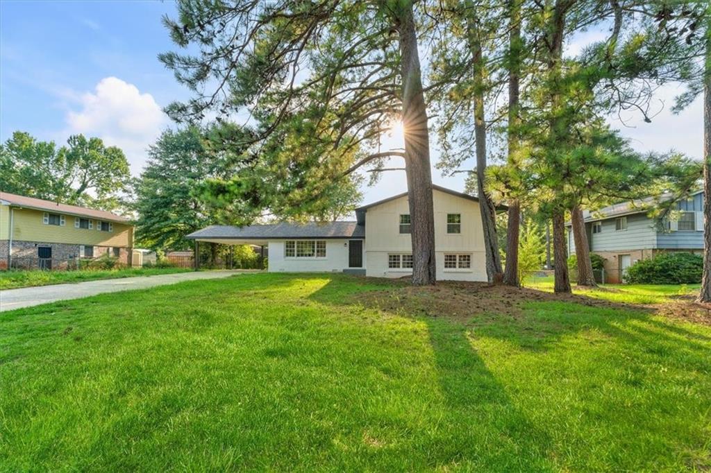 7697 Marabou Lane