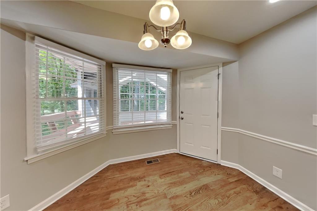 3337 Devaughn Drive, Marietta, Georgia image 6