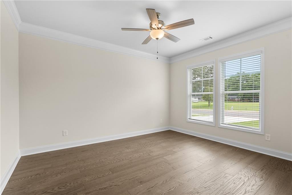 8610 Standing Stone