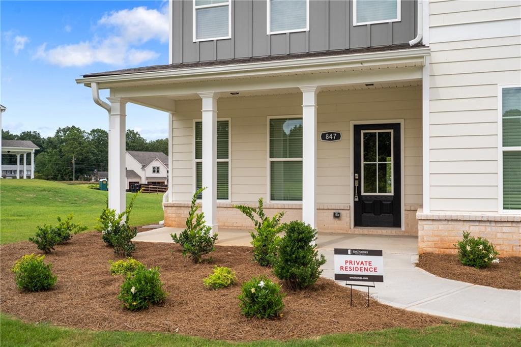 8610 Standing Stone
