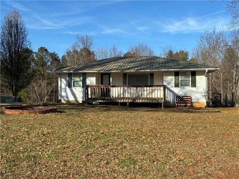 572 Young Loop Fairmount GA 30139