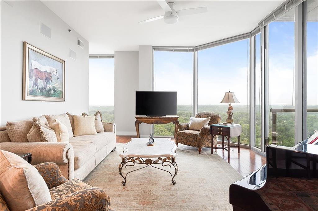 2795 Peachtree Road NE 2101