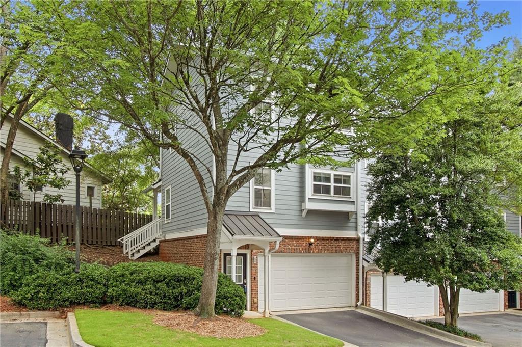 234 Carlyle Park Drive NE