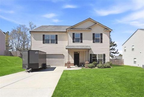 Homes For Sale - 1419 Cragston Drive<br/> Barrow County, Winder, GA 30680