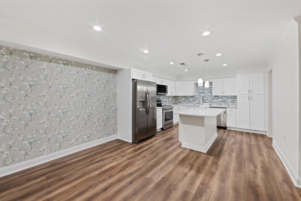 Bentley Woods - Residential Lease
