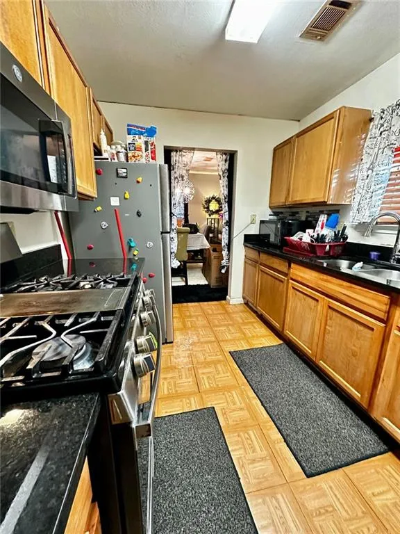 Atlanta, Georgia 30315, United States, 1 Bedroom Bedrooms, ,1 BathroomBathrooms,Residential,Active,10831