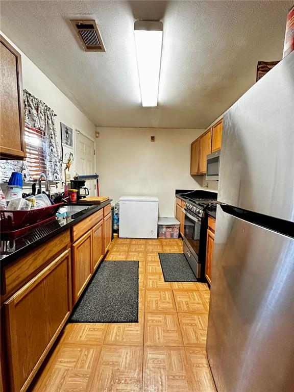 985 Farrington Place, Atlanta, Georgia image 7