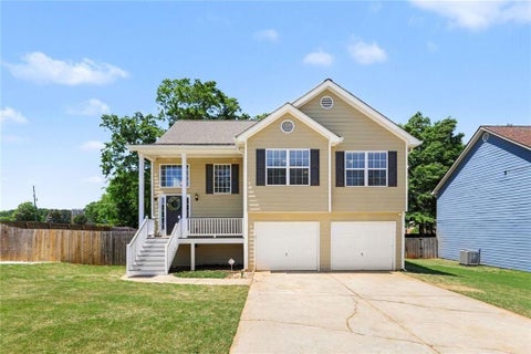 Homes For Sale - 600 Nine Oaks Circle<br/> Carroll County, Villa Rica, GA 30180