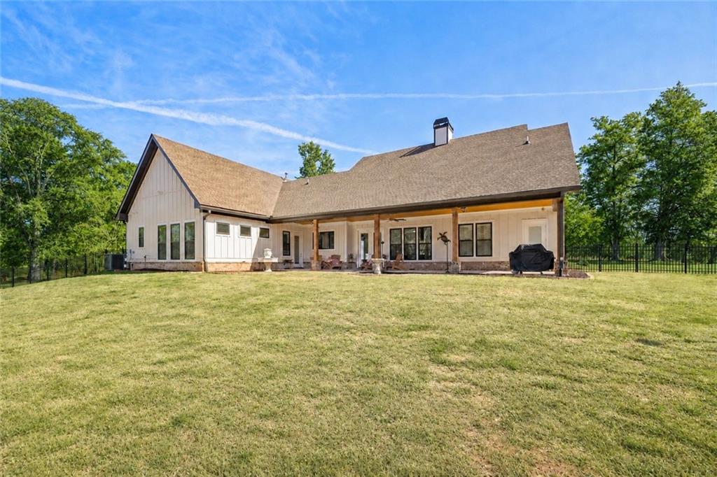 233 Hunter Road