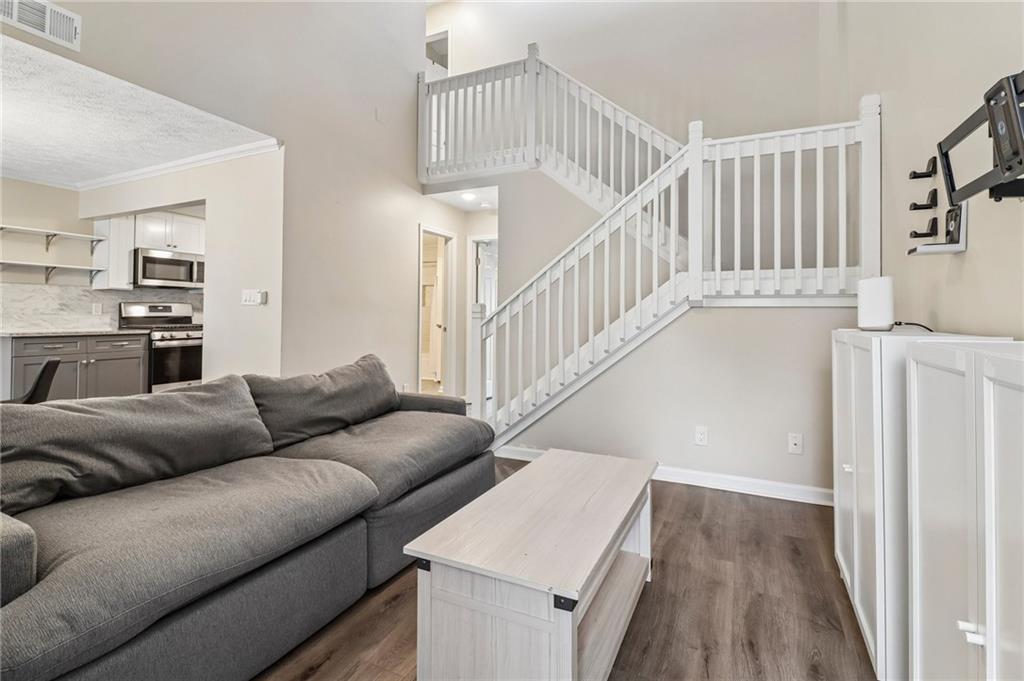 1605 Homestead Trail